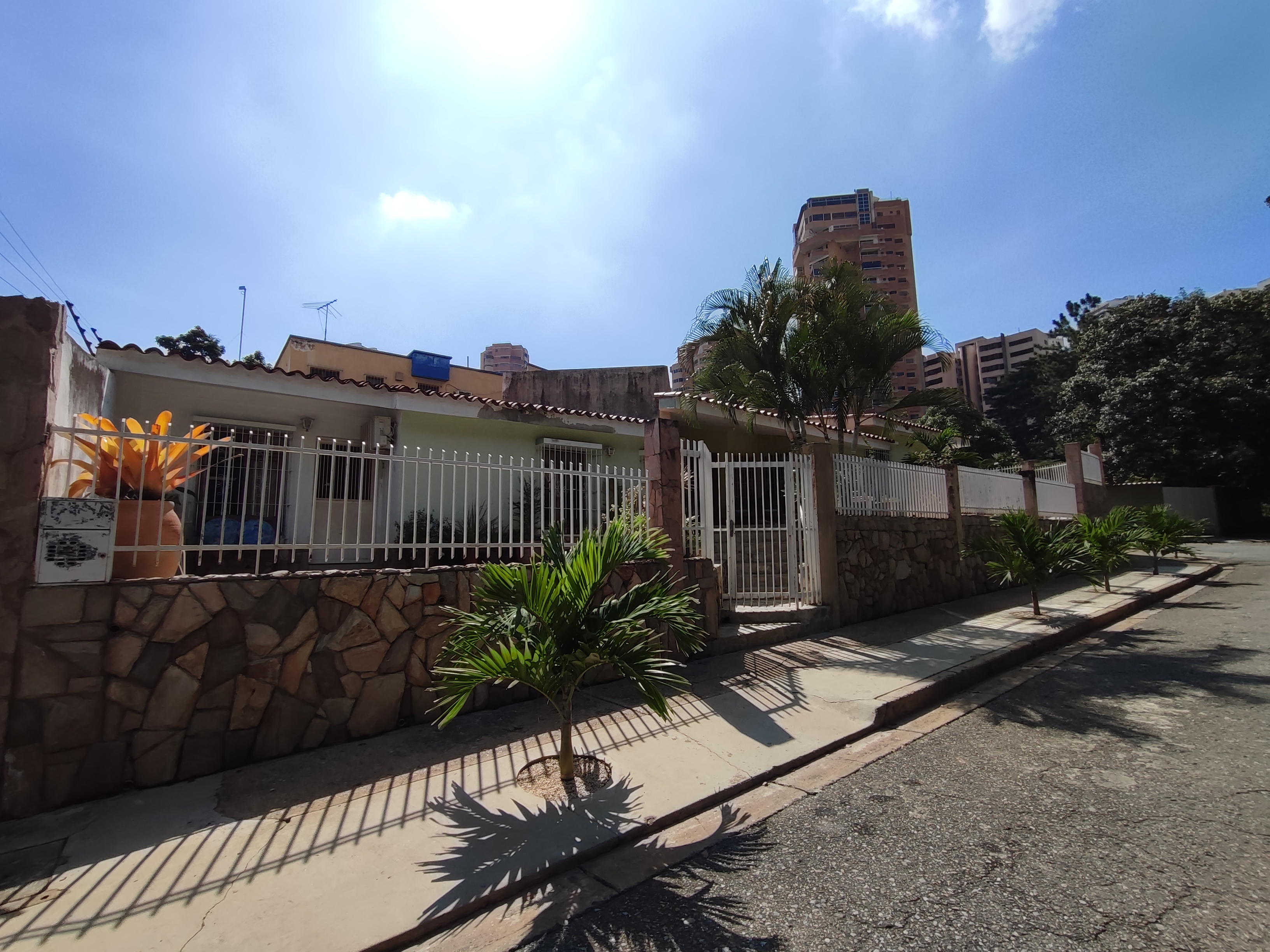 Casa Quinta Calle Cerrada el Bosque en venta