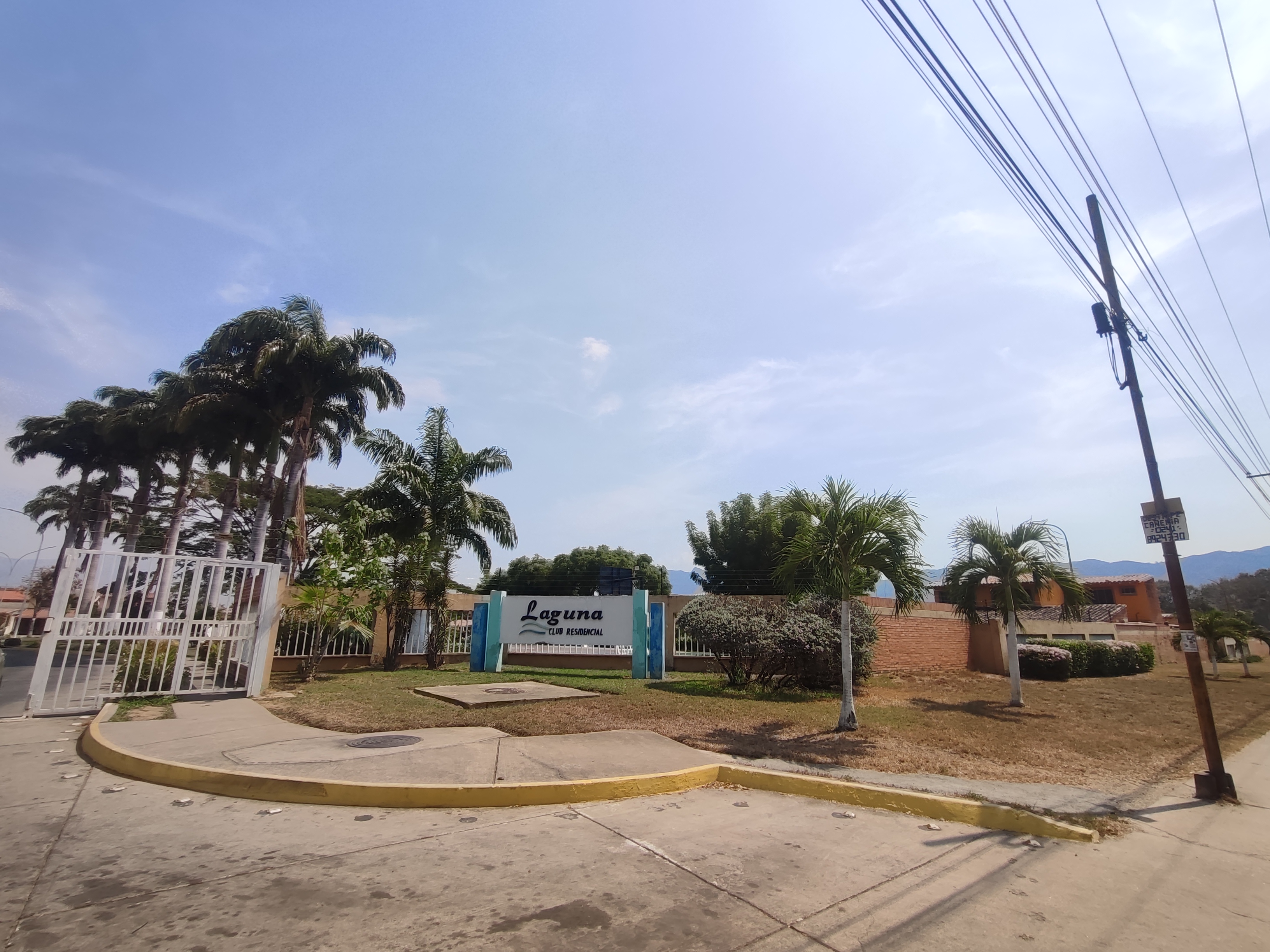 Res. Laguna Club
