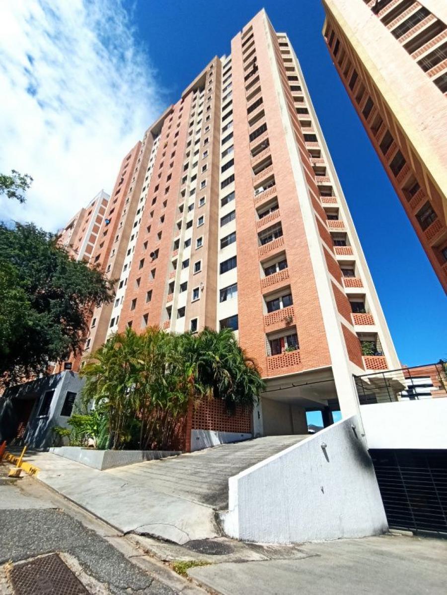 Apartamento en Res Lomas de los Mangos