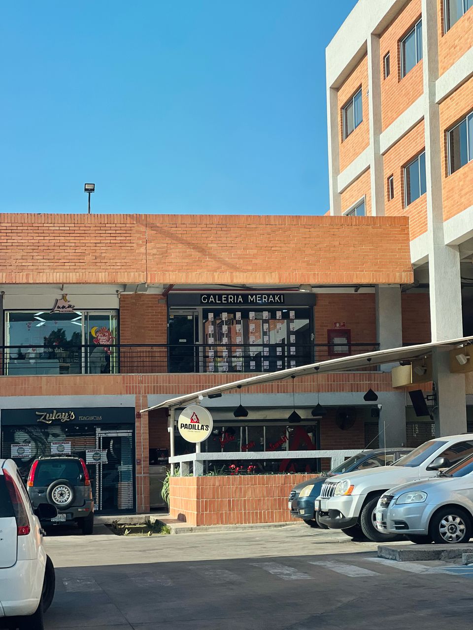 Fondo de comercio Multimarcas Meraki