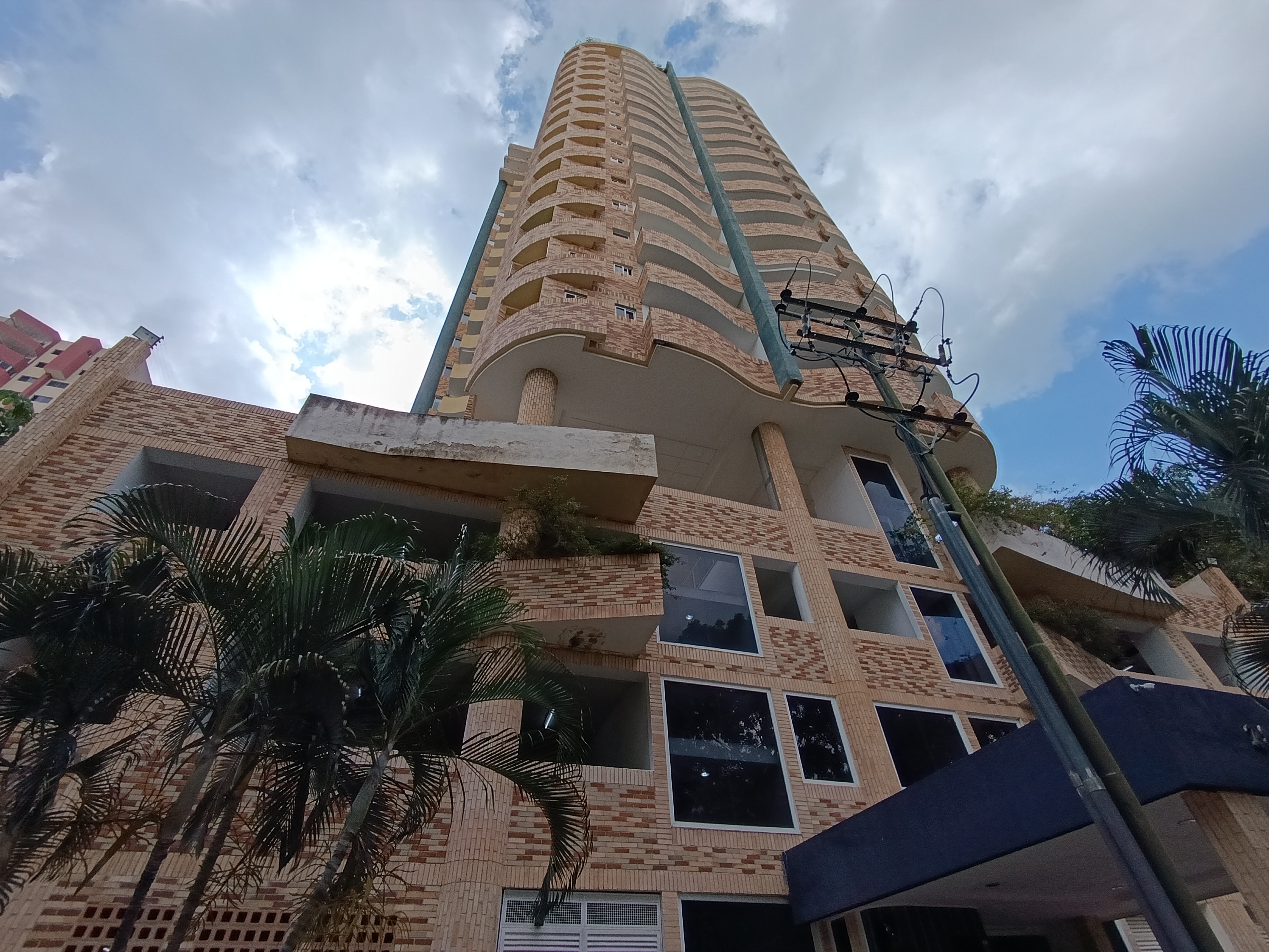 Apartamento Res. Assad Garden en venta