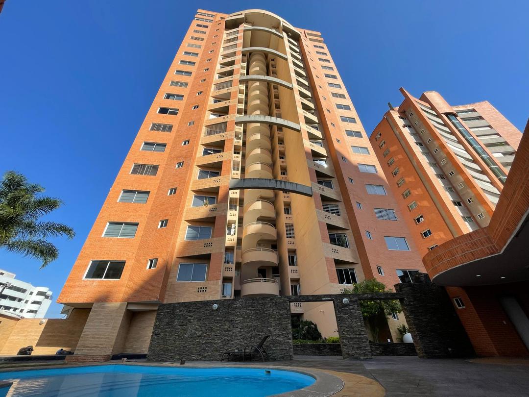 Apartamento en Alquiler Res Mandalay Suite
