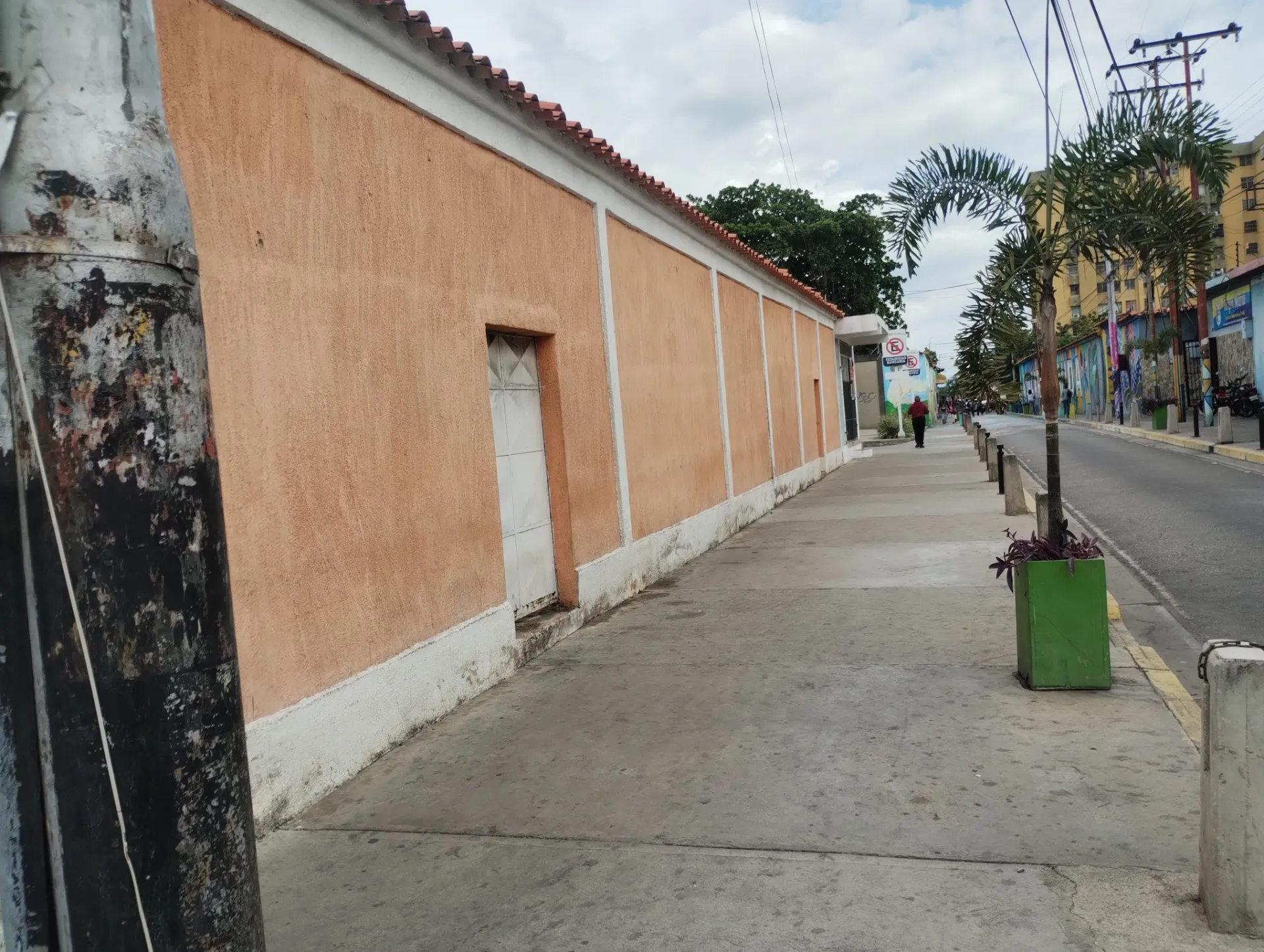 En venta terreno con fines comerciales Guacara -centro