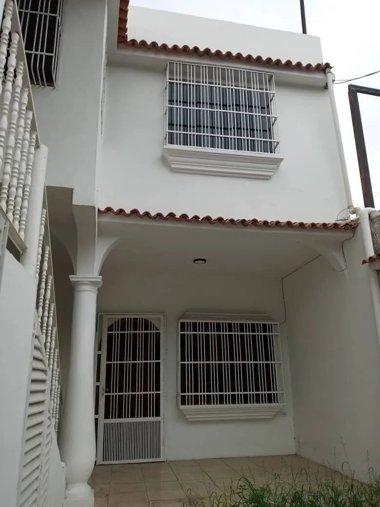 Image 12