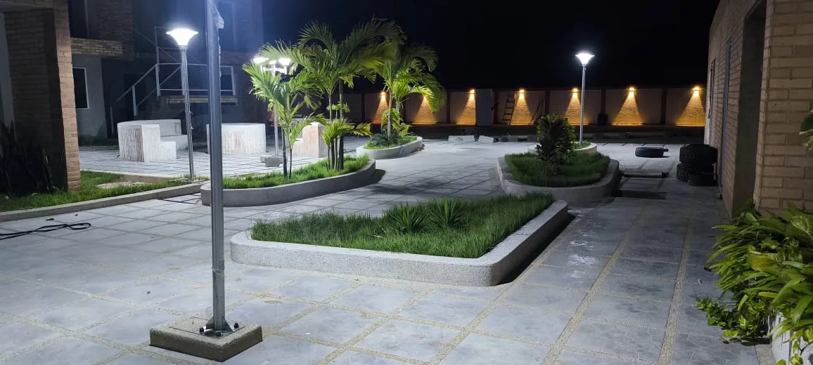 Image 12