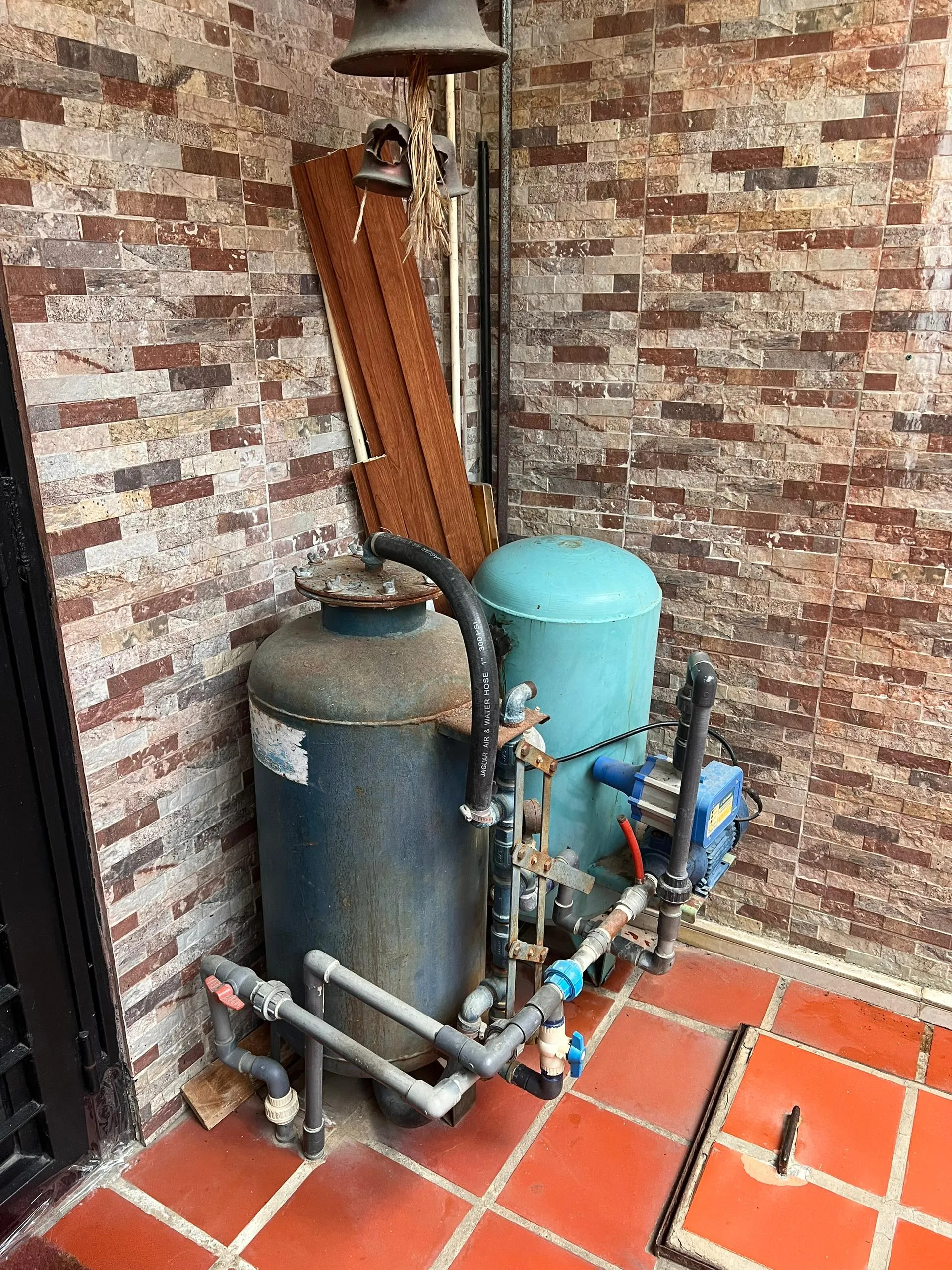 Image 12