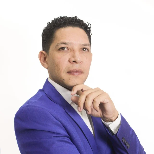Gustavo Sandrea M.