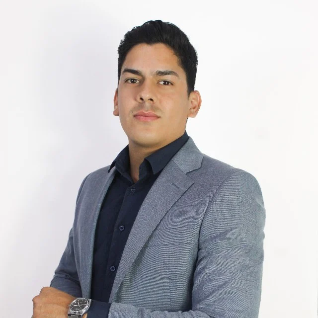 ALEJANDRO MORA