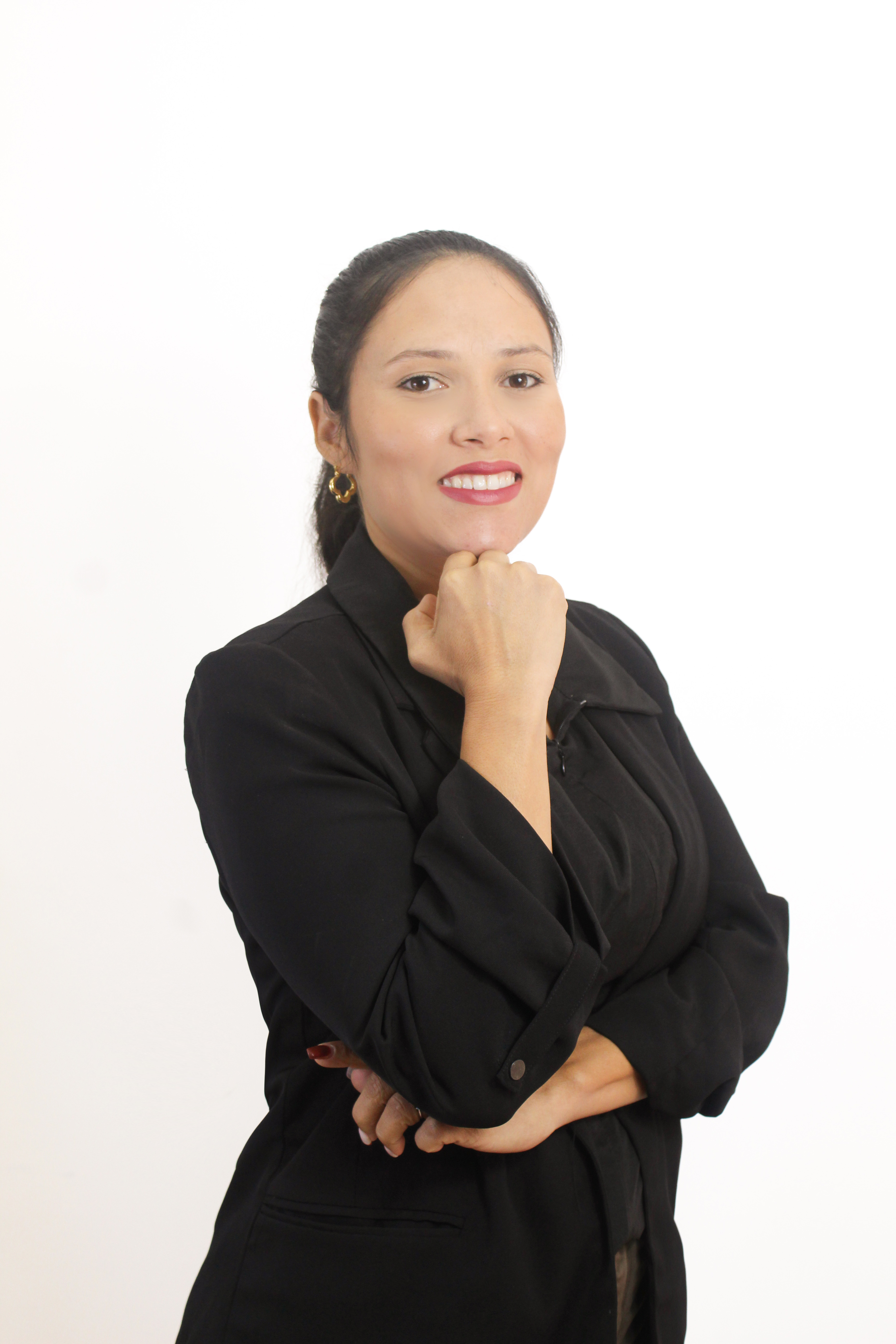 Leonela Arnías Escalona.